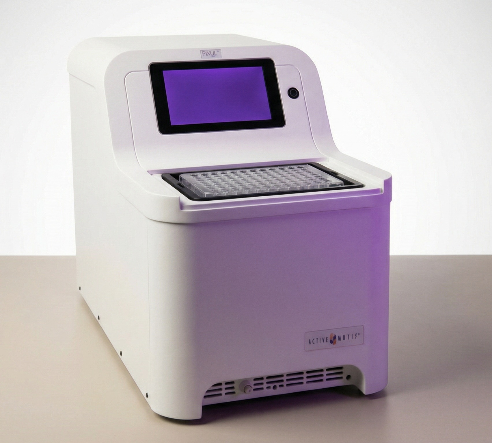 PIXUL Multi-Sample Sonicator instrument, compact benchtop design with built-in chilling and touchscreen interface